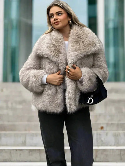 Chic Lapel Faux Fur Coat – Soft, Fluffy & Stylish Vichelar